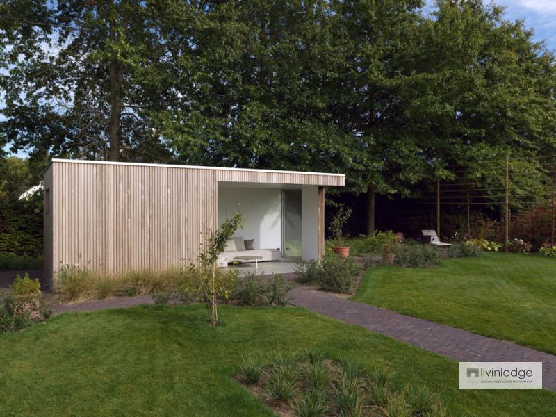Moderne tuinberging annex loungeruimte te Roeselare | Houten bijgebouwen op maat