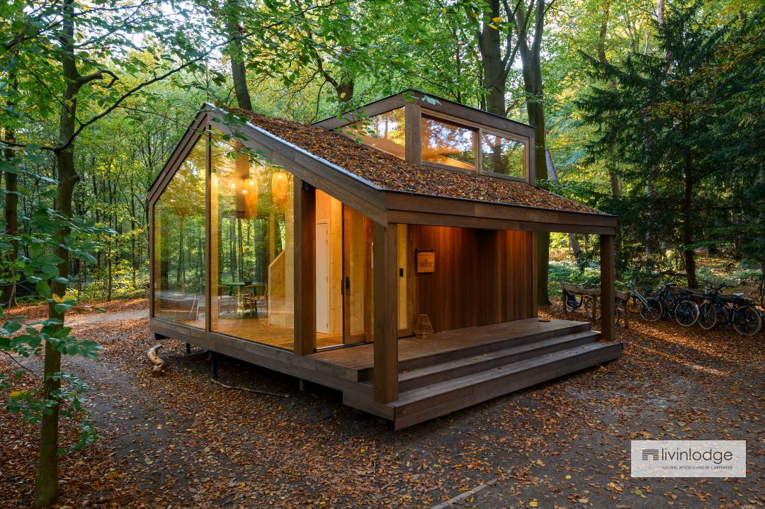 Tiny house in houtskelet als tuinkantoor