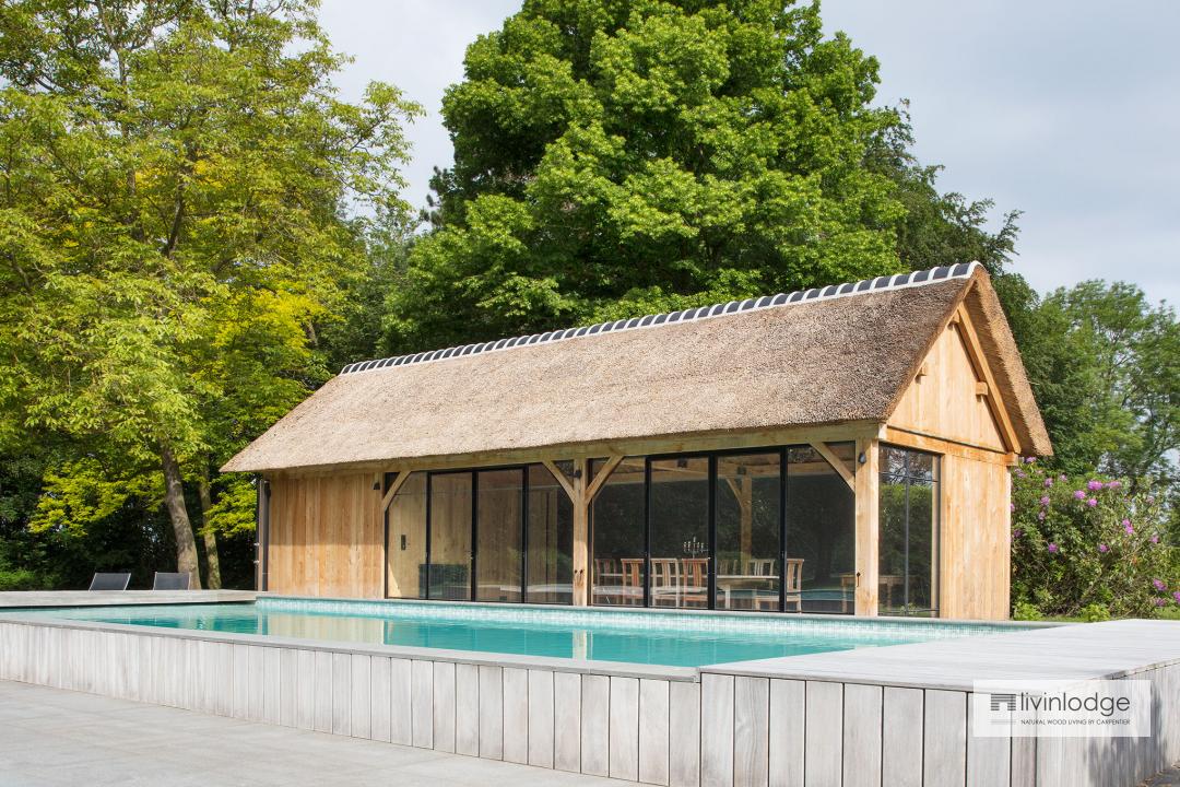 Eiken poolhouse op maat | Livinlodge